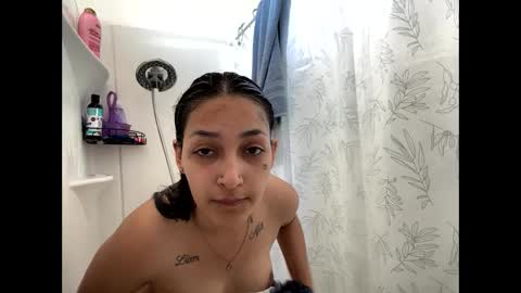 Snapshot of lexiaguirre4 chatting on February 28, 8:39 pm lexiaguirre4 online show from February 28, 8:39 pm