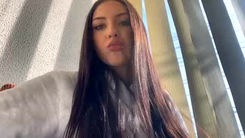 Snapshot of lexy_banks chatting on February 26, 11:32 am LexyBanks online show from February 26, 11:32 am