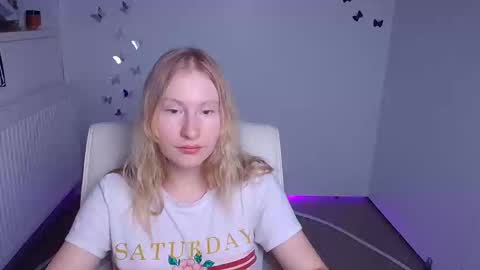 Snapshot of leylaice chatting on September 12, 1:35 pm Leyla online show from September 12, 1:35 pm