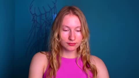 Snapshot of leylaice chatting on September 19, 11:14 am Leyla online show from September 19, 11:14 am