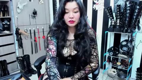 Snapshot of lia_izumy chatting on February 15, 4:03 am . online show from February 15, 4:03 am