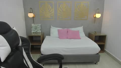 Lia  online show from February 2, 6:14 am