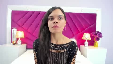  Liah  online show from February 14, 6:19 pm