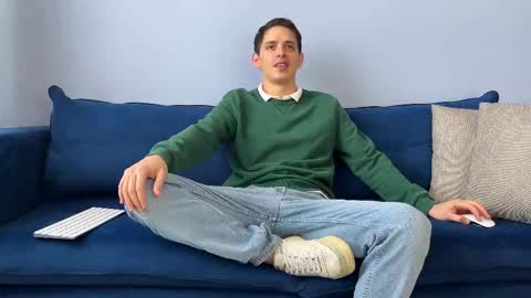 Snapshot of liam_enzho chatting on September 10, 1:23 pm Liam online show from September 10, 1:23 pm