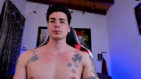 liamwyatt_ online show from March 6, 6:30 am