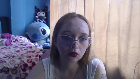 Lia Roberts online show from March 5, 6:45 pm