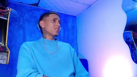 Snapshot of liiaam_lee_ chatting on January 26, 4:20 pm Daniel online show from January 26, 4:20 pm