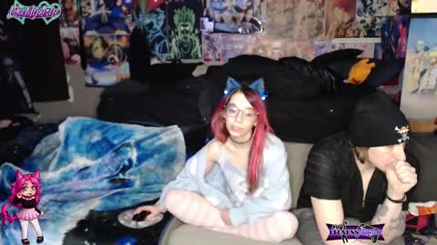 Snapshot of likemyashe chatting on February 7, 8:55 am LikeMyAshe online show from February 7, 8:55 am