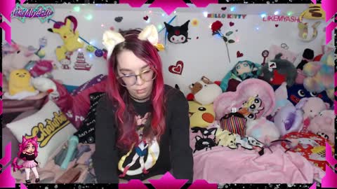 Snapshot of likemyashe chatting on January 25, 4:23 am LikeMyAshe online show from January 25, 4:23 am