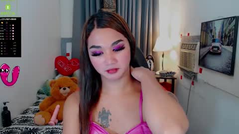 Snapshot of lil_fantacy chatting on February 10, 1:55 pm LILY online show from February 10, 1:55 pm