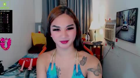 Snapshot of lil_fantacy chatting on January 27, 7:03 am LILY online show from January 27, 7:03 am