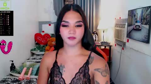 Snapshot of lil_fantacy chatting on March 12, 6:32 pm LILY online show from March 12, 6:32 pm