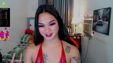 Snapshot of lil_fantacy chatting on February 16, 11:48 pm LILY online show from February 16, 11:48 pm