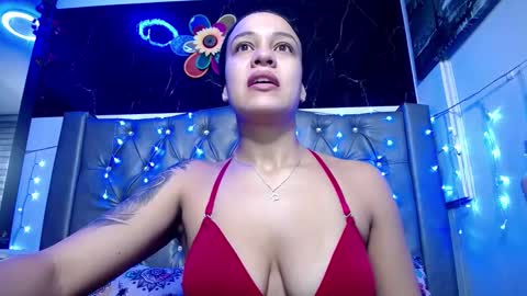 Snapshot of lila_gummy_ chatting on February 26, 11:32 am online show from February 26, 11:32 am