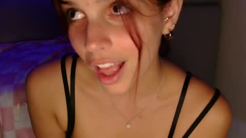 Snapshot of lilbeccaxo chatting on March 4, 8:24 am Rebecca online show from March 4, 8:24 am