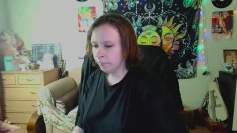Snapshot of lileyfoxxx chatting on September 11, 10:49 am Lil online show from September 11, 10:49 am