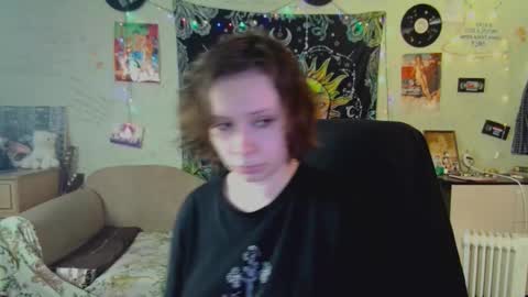 Snapshot of lileyfoxxx chatting on September 12, 11:45 am Lil online show from September 12, 11:45 am