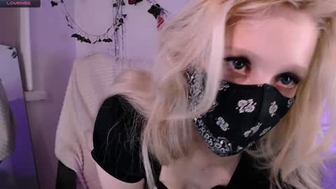 lil gansta online show from December 28, 4:52 pm