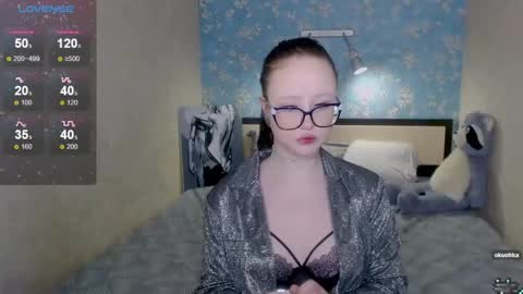 Nika and Lori online show from March 1, 3:27 pm