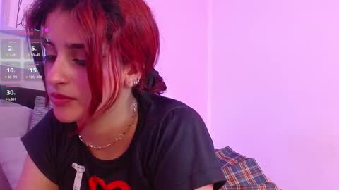 Snapshot of liliith_savett chatting on February 11, 3:08 pm Lilith Savett online show from February 11, 3:08 pm