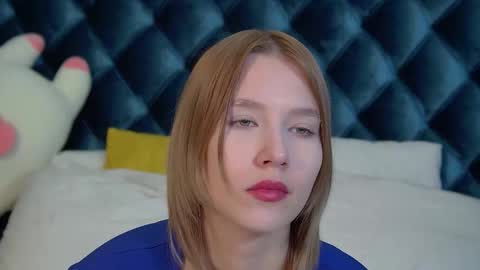 Snapshot of lililinn chatting on September 16, 4:48 am LiliLinn online show from September 16, 4:48 am