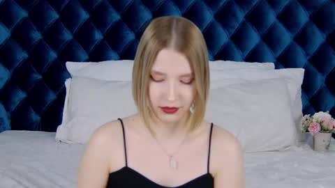 Snapshot of lililinn chatting on February 27, 8:56 am LiliLinn online show from February 27, 8:56 am