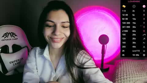 lilirose online show from September 17, 2:31 pm