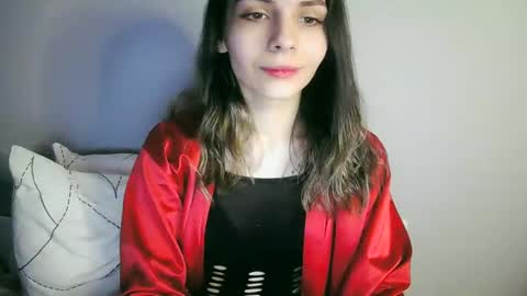 lilirose online show from March 4, 6:18 pm