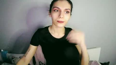 lilirose online show from January 7, 10:08 pm