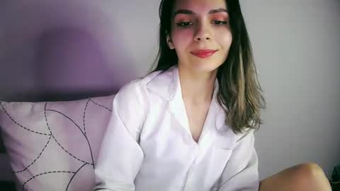 lilirose online show from January 17, 7:27 pm