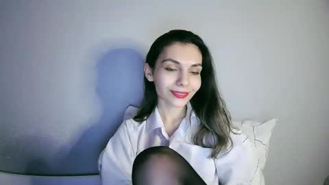 lilirose online show from January 23, 6:45 pm