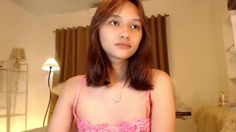 Snapshot of lilit_sensual chatting on March 10, 6:38 am Chloe online show from March 10, 6:38 am