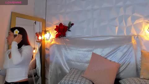 Snapshot of lilith__rosse chatting on January 31, 7:51 pm Lilith Rosse online show from January 31, 7:51 pm