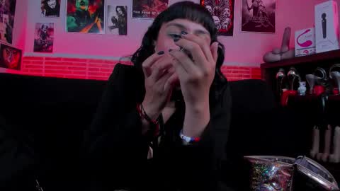Snapshot of lilith_deveraux_ chatting on September 12, 5:59 pm MISTRESS LILITH online show from September 12, 5:59 pm