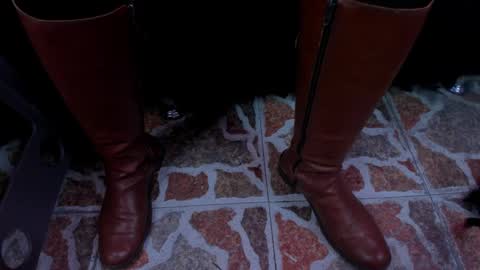 Snapshot of lilith_deveraux_ chatting on September 17, 4:54 pm MISTRESS LILITH online show from September 17, 4:54 pm