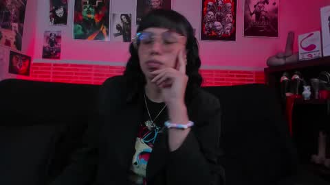 Snapshot of lilith_deveraux_ chatting on September 15, 2:18 pm MISTRESS LILITH online show from September 15, 2:18 pm