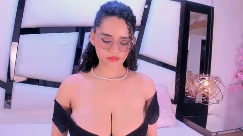    online show from September 20, 5:05 pm