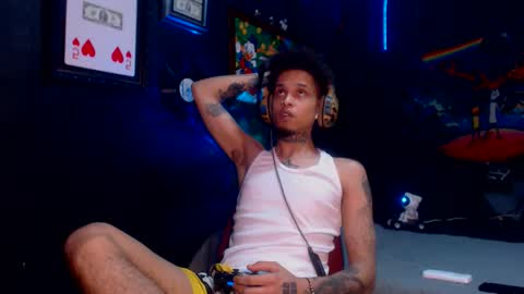 Snapshot of lilray99 chatting on March 10, 11:16 pm ONLYFANS online show from March 10, 11:16 pm
