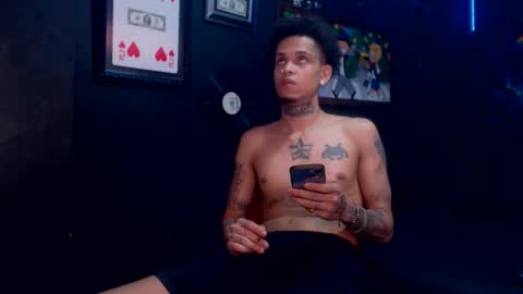 Snapshot of lilray99 chatting on January 15, 4:21 pm ONLYFANS online show from January 15, 4:21 pm
