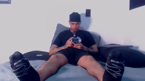 Snapshot of lilray99 chatting on September 19, 6:06 am ONLYFANS online show from September 19, 6:06 am