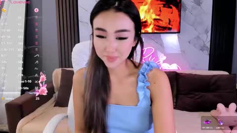 Lily online show from September 12, 6:26 am