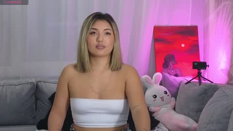 Lily online show from January 17, 3:32 pm