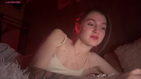 Sophie online show from September 13, 6:54 pm