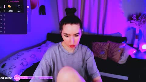 Snapshot of lily_xbaby chatting on September 17, 7:34 am LILY online show from September 17, 7:34 am