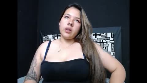Snapshot of lina_browm chatting on January 9, 11:56 pm Lina Browm online show from January 9, 11:56 pm
