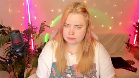 lina_linx online show from January 20, 8:09 am