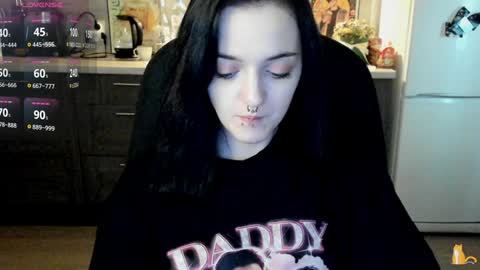 Snapshot of lina_tyaan chatting on January 9, 8:34 am Lina 3 1715622743 online show from January 9, 8:34 am