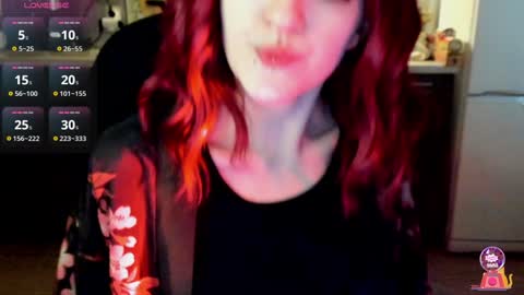 Snapshot of lina_tyaan chatting on January 27, 8:18 am Lina 3 1715622743 online show from January 27, 8:18 am