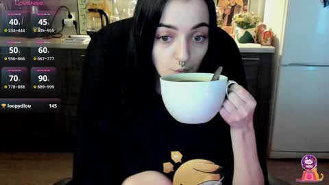 Snapshot of lina_tyaan chatting on January 16, 11:37 am Lina 3 1715622743 online show from January 16, 11:37 am