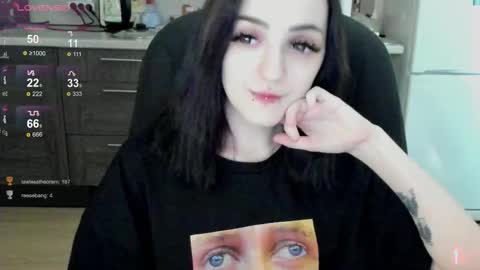 Snapshot of lina_tyaan chatting on September 12, 8:05 am Lina 3 1715622743 online show from September 12, 8:05 am